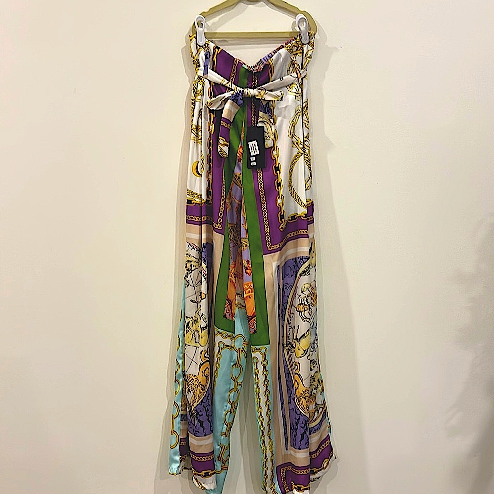 Fabulous, eye catching, printed pants.